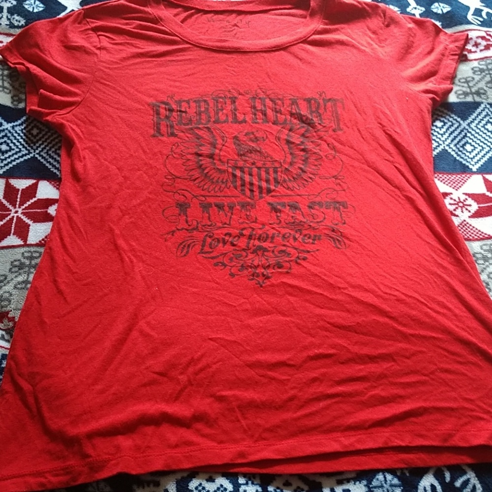 Rebel heart tshirt